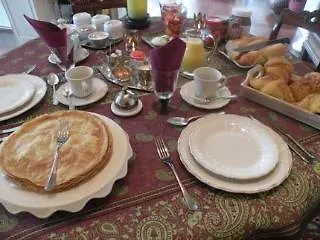 בריסל Guesthouse Cote Decor מלון