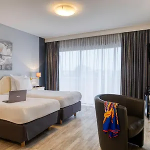 4* Ξενοδοχείο First Euroflat